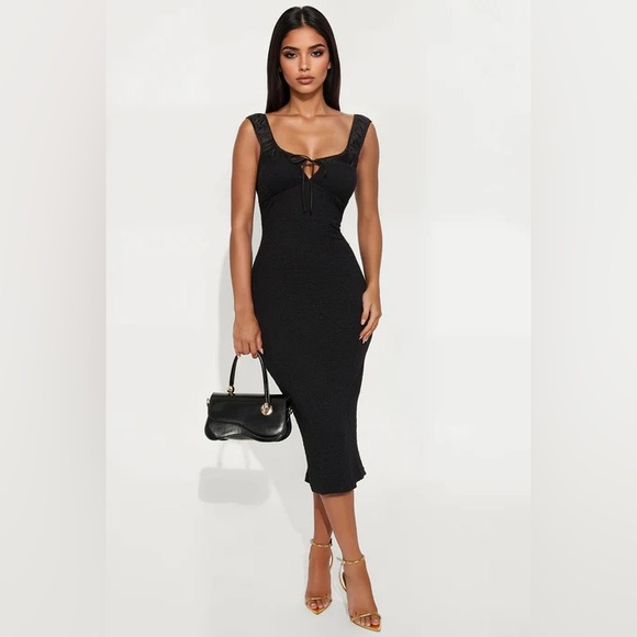 Dresses & Skirts - •LBD Maybelle• New Black Textured Midi Dress